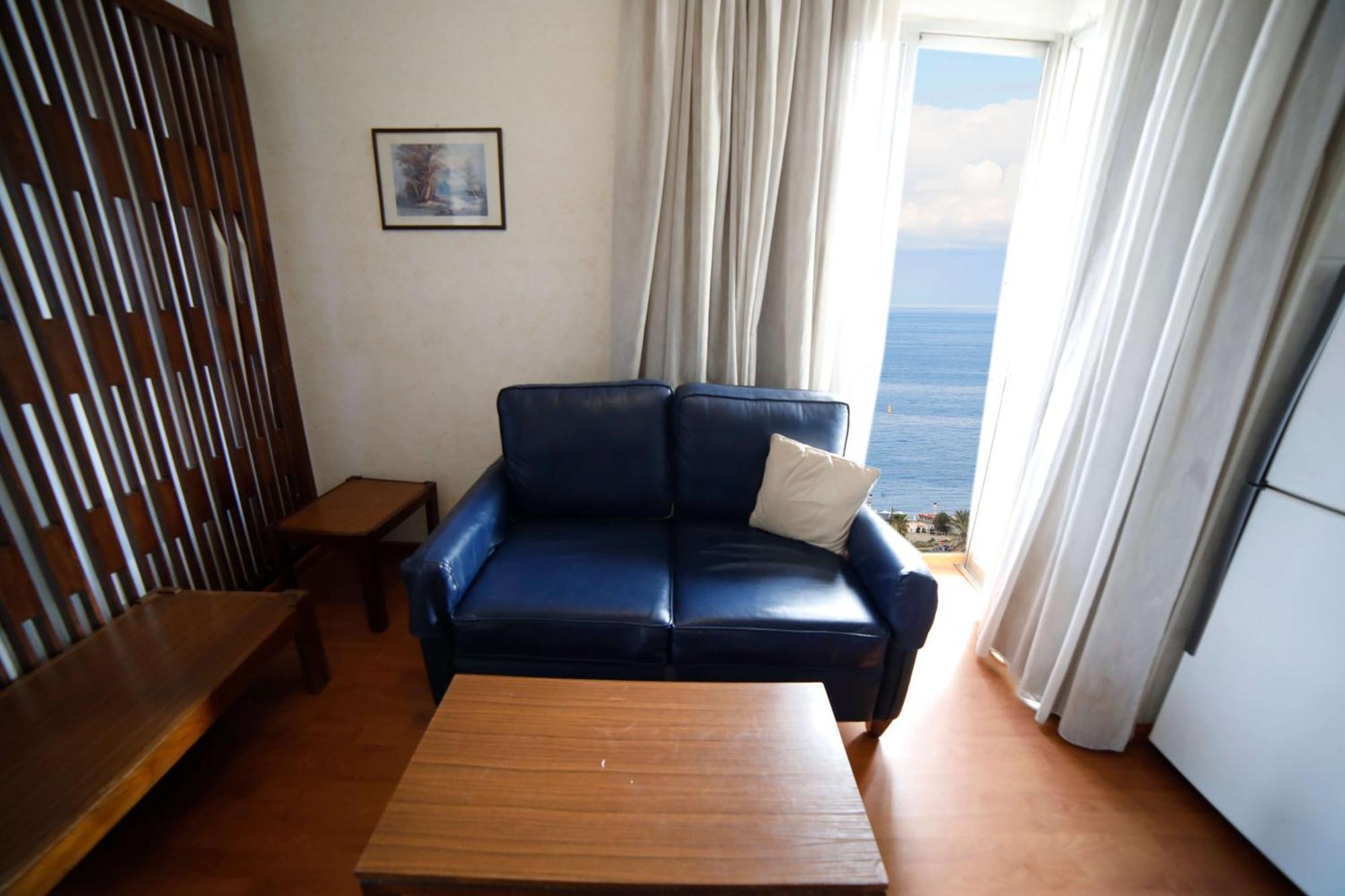 Holiday Home Suites Beirut Exterior photo