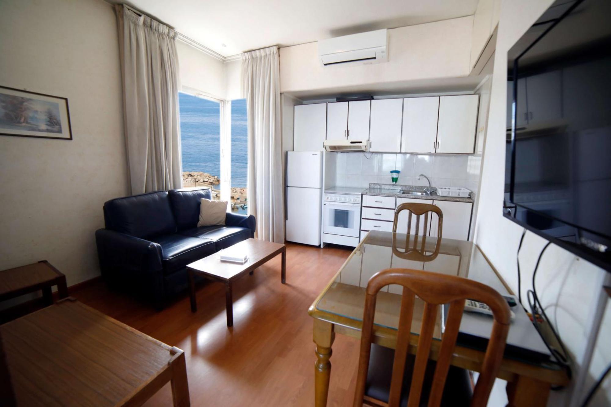 Holiday Home Suites Beirut Exterior photo