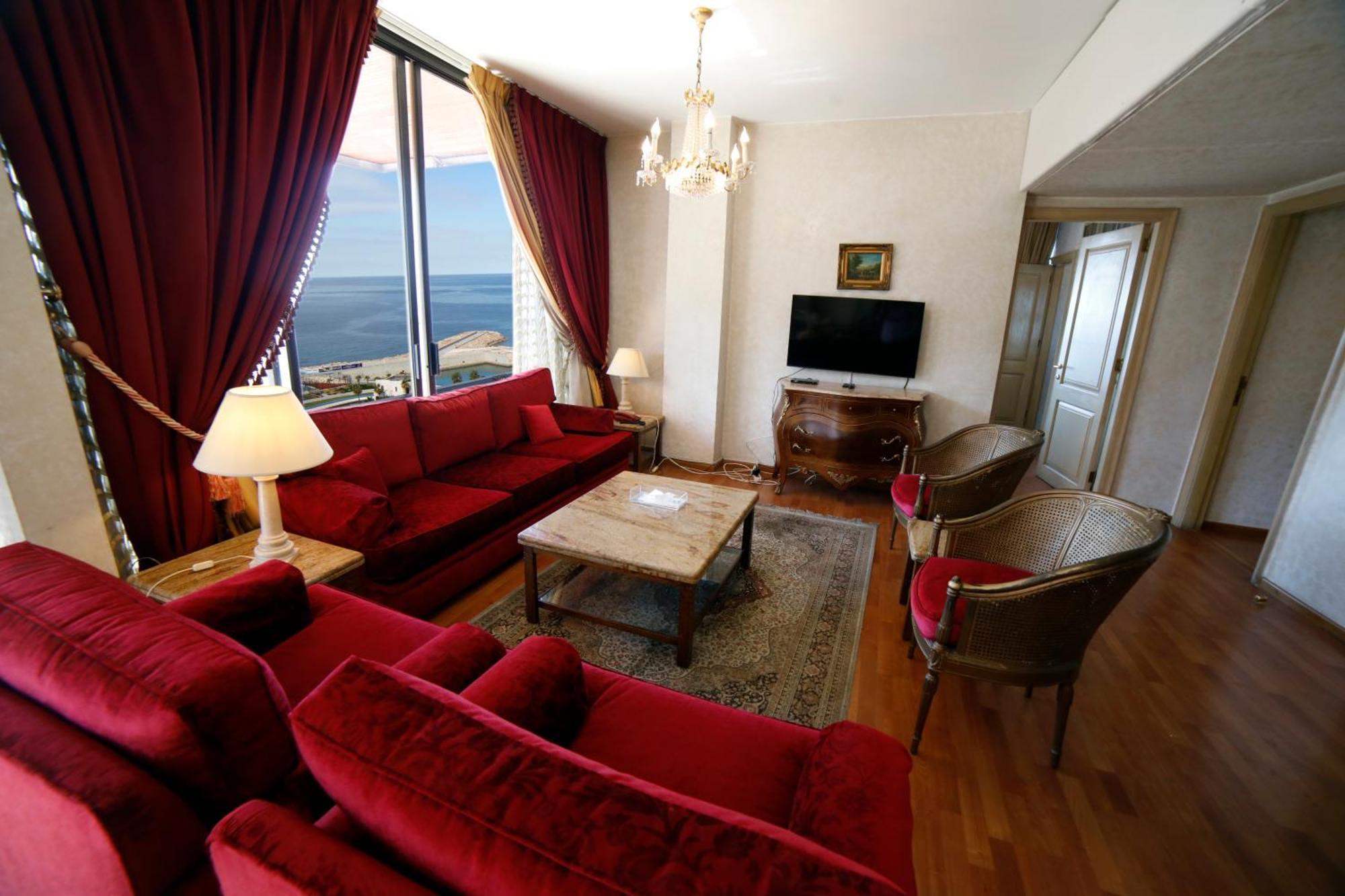 Holiday Home Suites Beirut Exterior photo